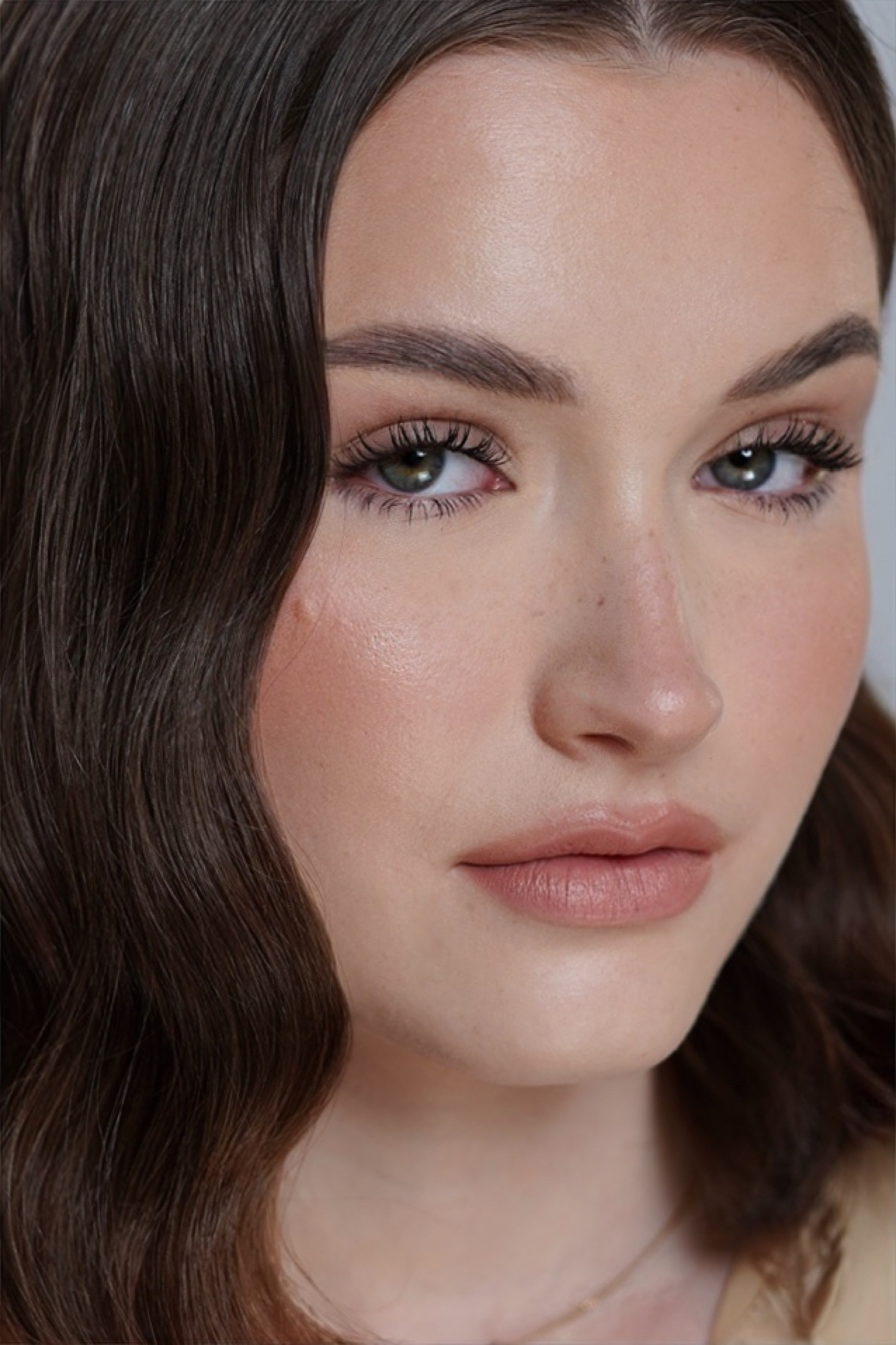 Klassischer, eleganter Make-up-Look